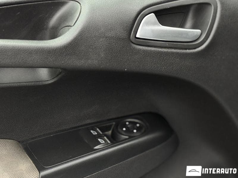 2019 Ford Tourneo Courier — Miniatură 6