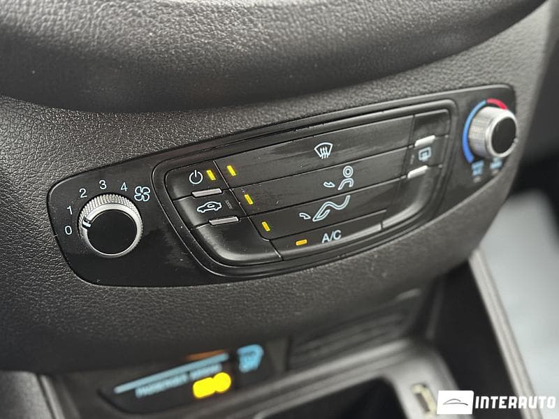 2019 Ford Tourneo Courier — Miniatură 13