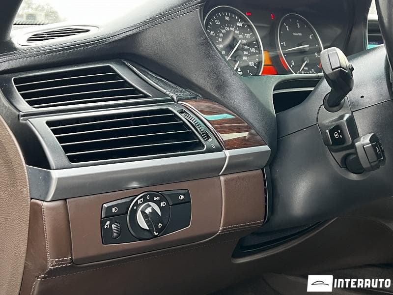 2010 BMW X5 4.0D — Miniatură 18