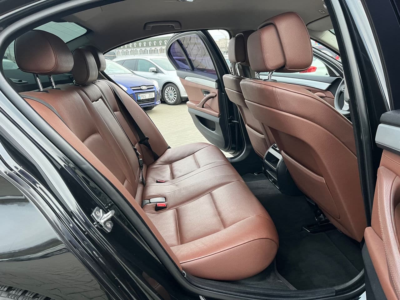 BMW 520 2011 — Миниатюра 14