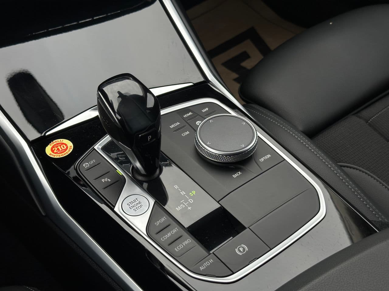 2021 BMW 318 — Miniatură 12