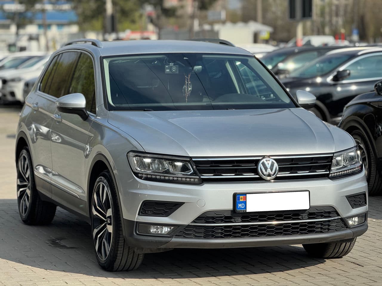 2019 Volkswagen Tiguan — Miniatură 3