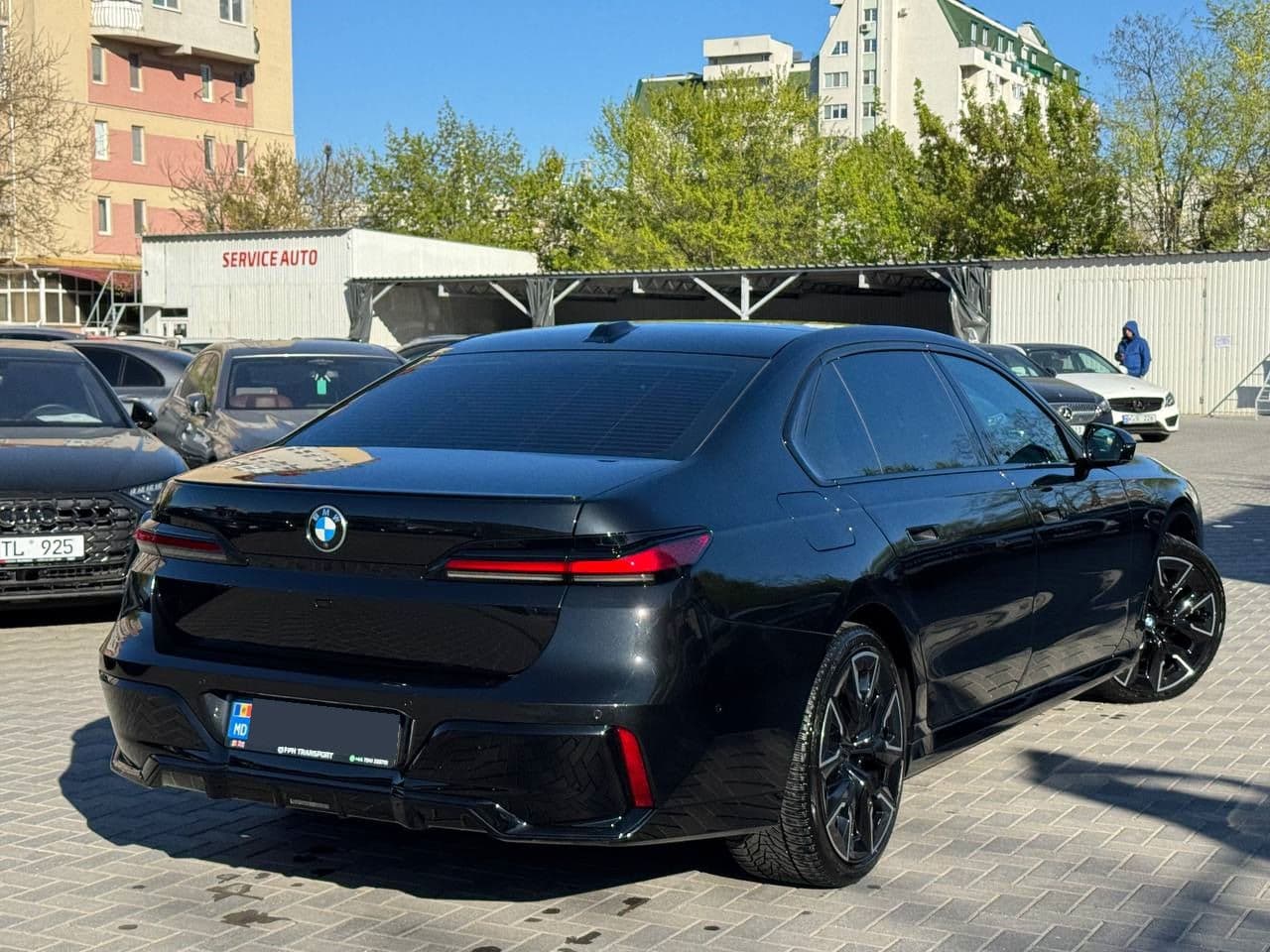 2023 BMW 740 — Miniatură 2
