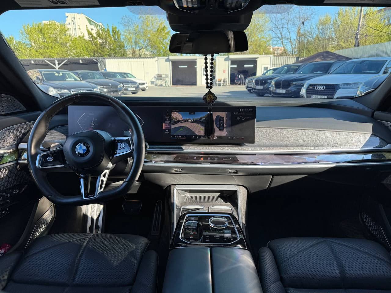 2023 BMW 740 — Miniatură 9