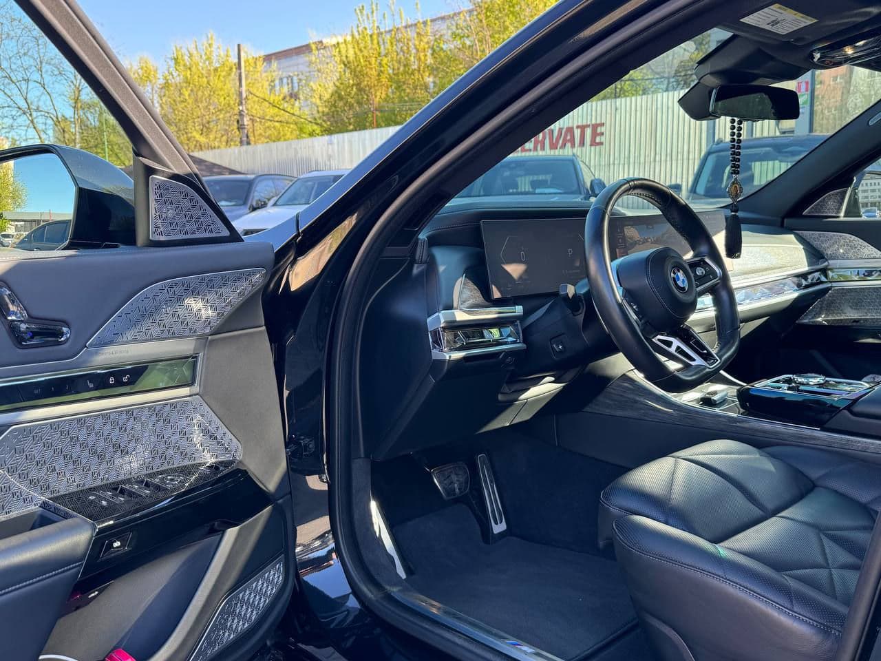 2023 BMW 740 — Miniatură 6