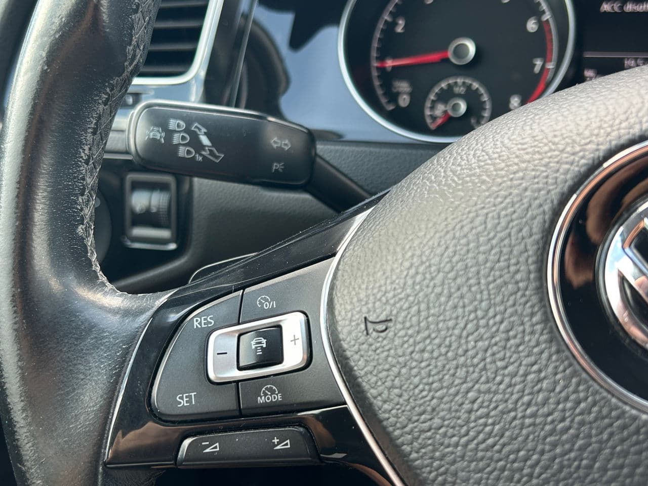 2014 Volkswagen Golf — Miniatură 8
