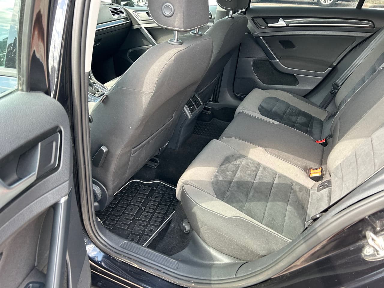 2014 Volkswagen Golf — Miniatură 14
