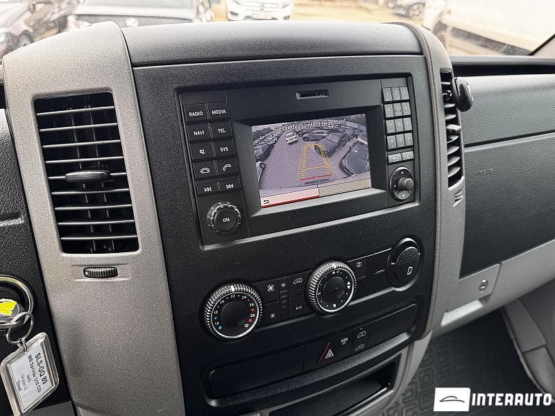 2018 Mercedes Sprinter — Miniatură 8