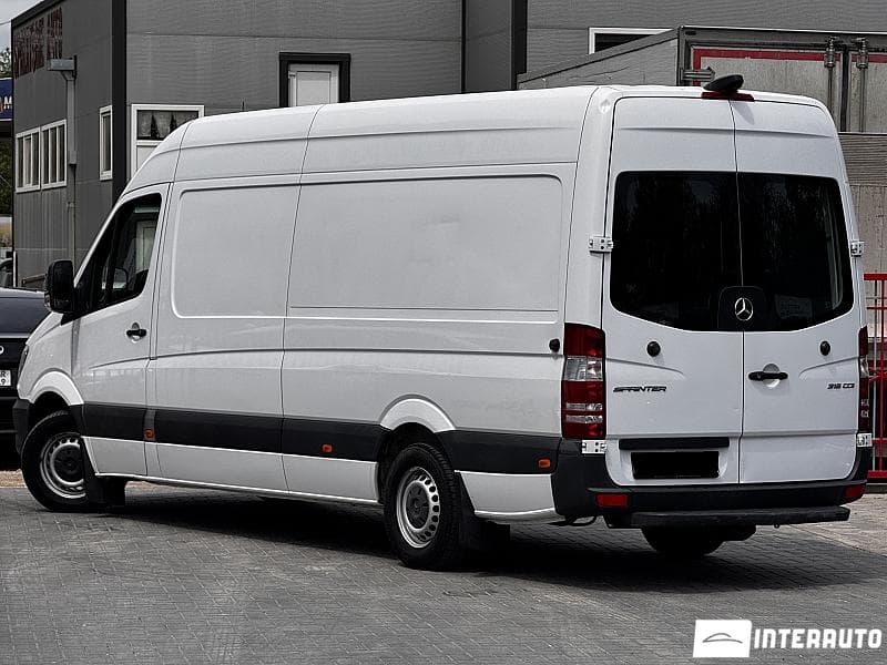 2018 Mercedes Sprinter — Miniatură 2