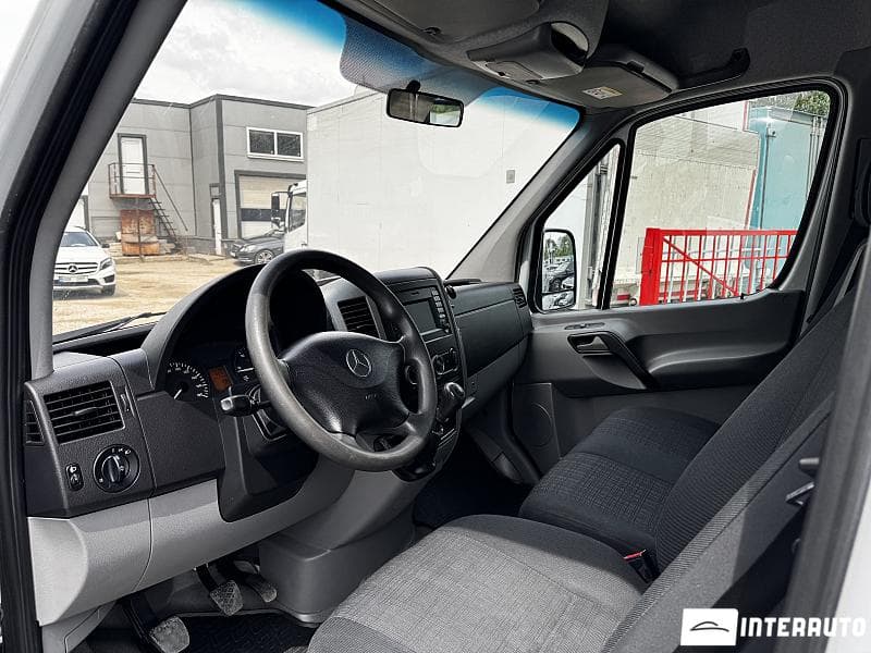 2018 Mercedes Sprinter — Miniatură 6