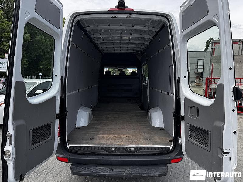 2018 Mercedes Sprinter — Miniatură 10