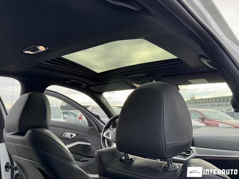 BMW 330E 2019 — Миниатюра 18