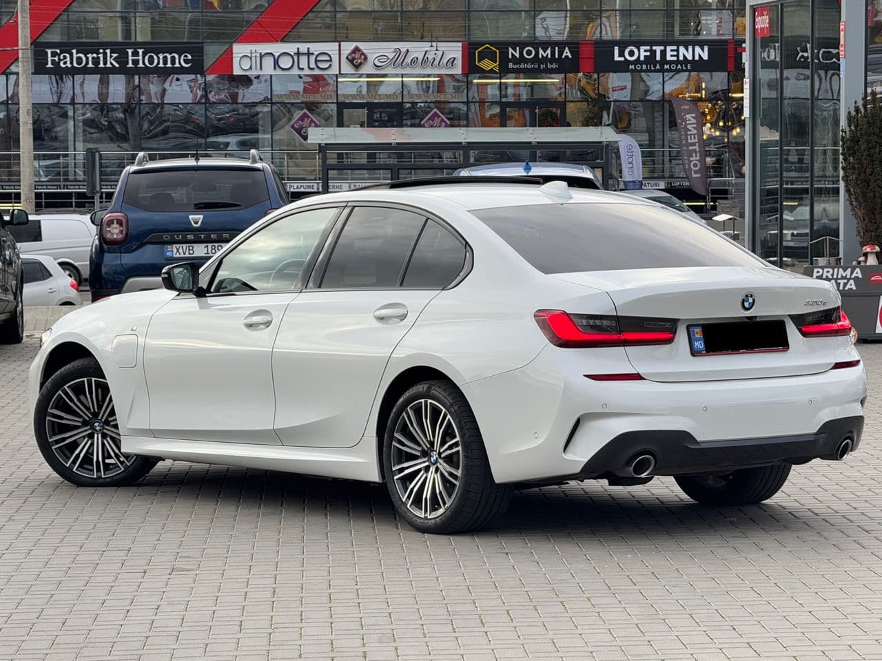 BMW 330E 2019 — Миниатюра 4