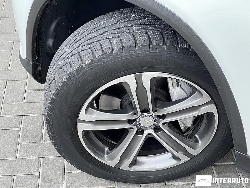 2016 Mercedes GLC 300 — Miniatură 18