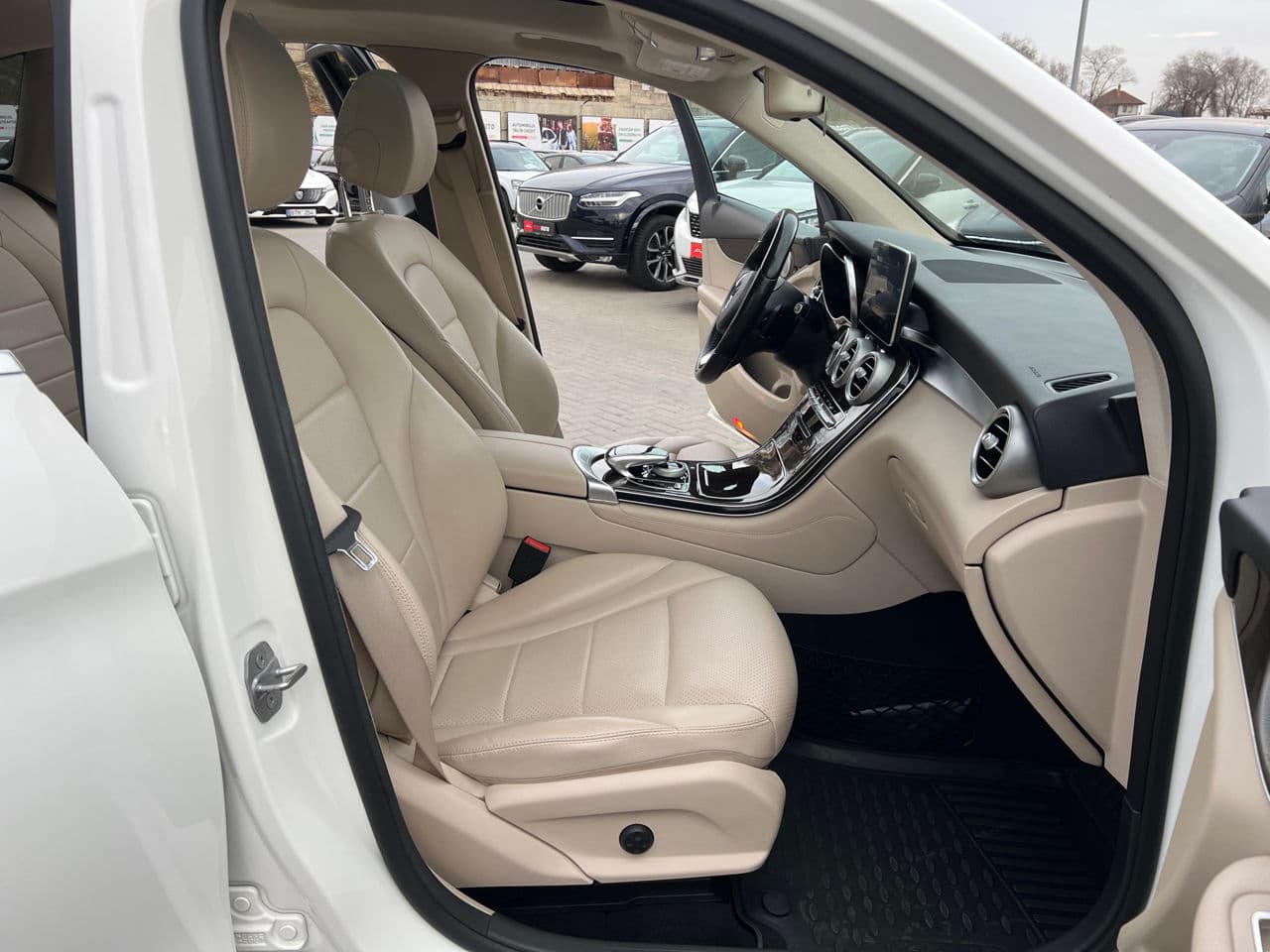 2016 Mercedes GLC 300 — Miniatură 15