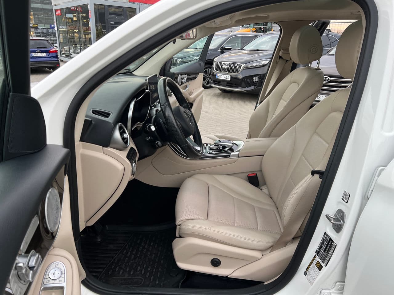 2016 Mercedes GLC 300 — Miniatură 5