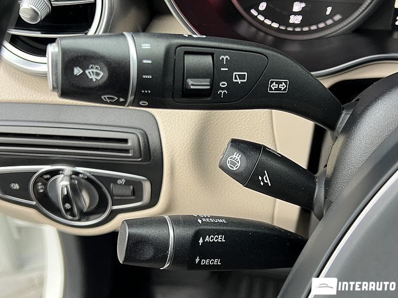 2016 Mercedes GLC 300 — Miniatură 22
