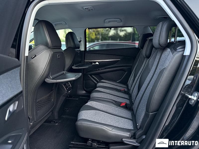 2020 Peugeot 5008 — Miniatură 18