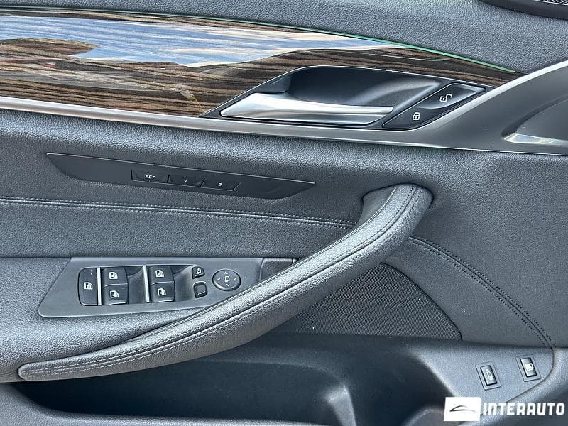 BMW 530e 2018 — Миниатюра 20