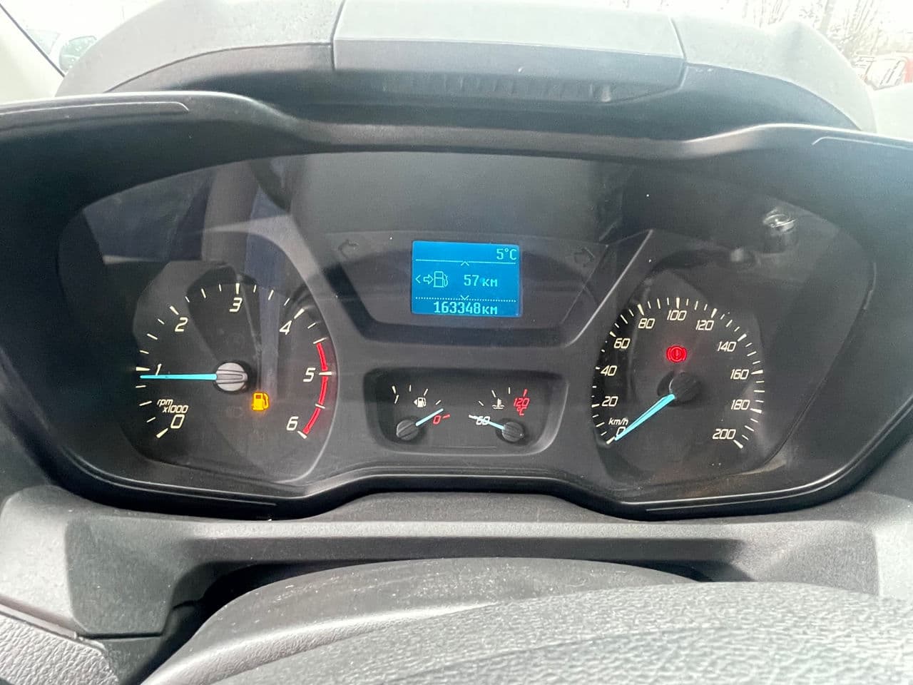 2015 Ford Transit — Miniatură 8