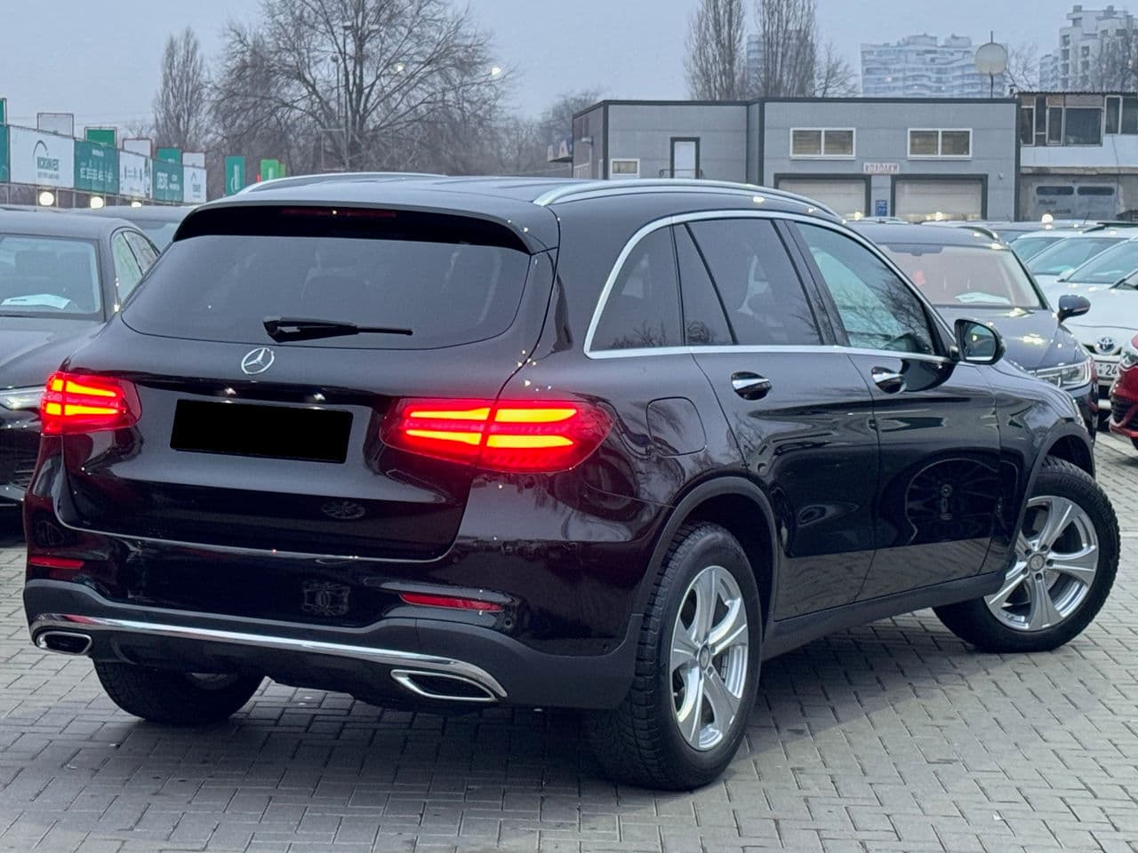 2018 Mercedes GLC 250d — Miniatură 2