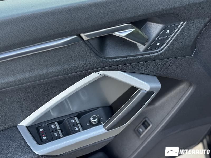 Audi Q3 2019 — Миниатюра 6