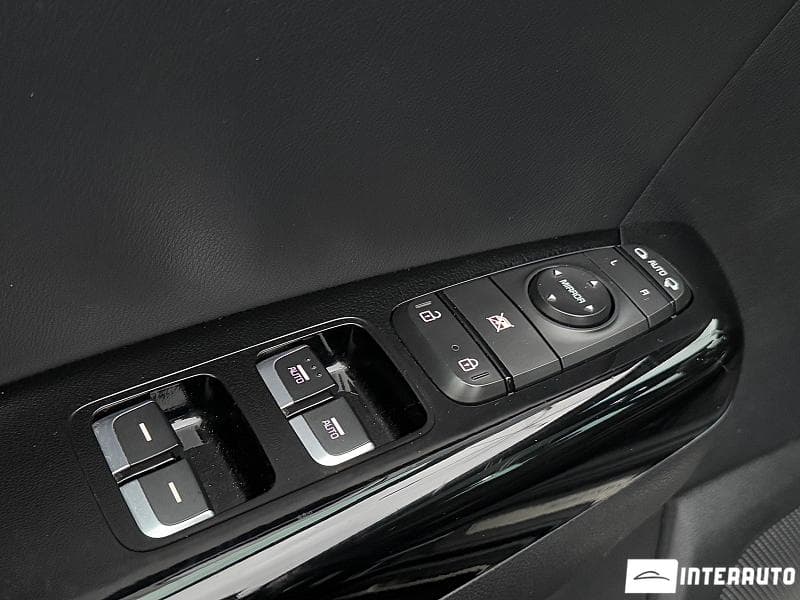 2019 Kia Sportage — Miniatură 18