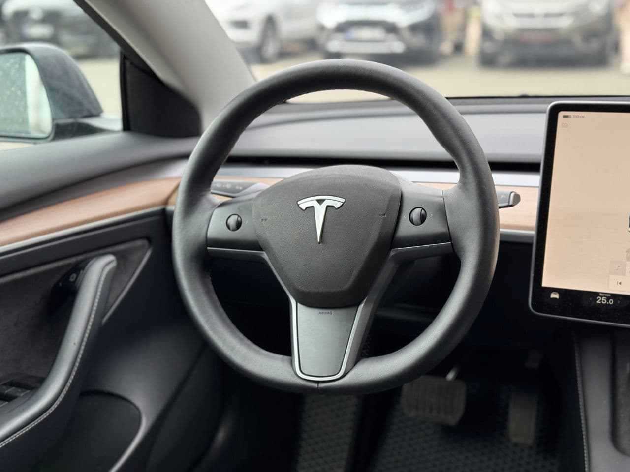 2023 Tesla Model 3 — Miniatură 8