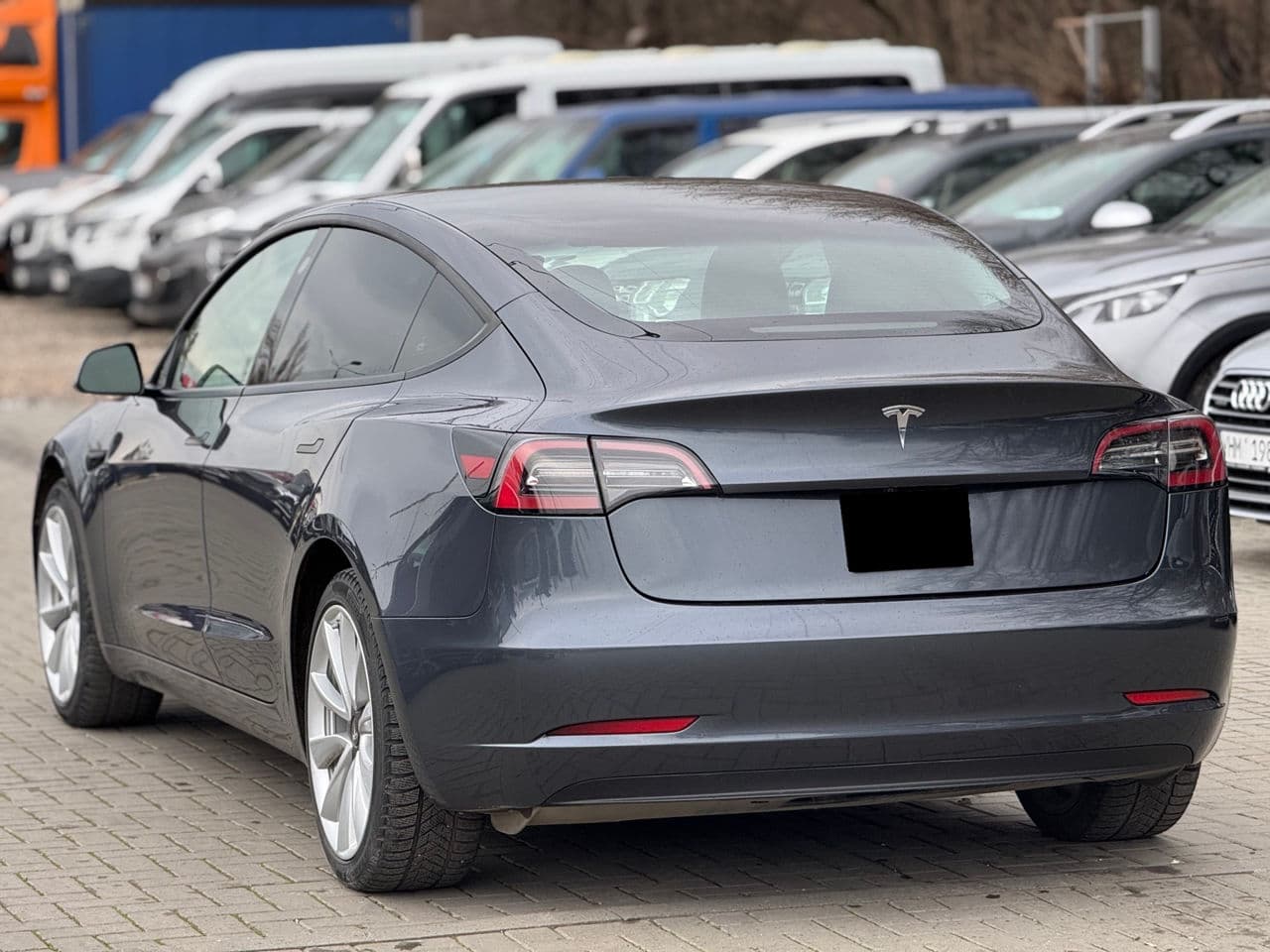 2023 Tesla Model 3 — Miniatură 2