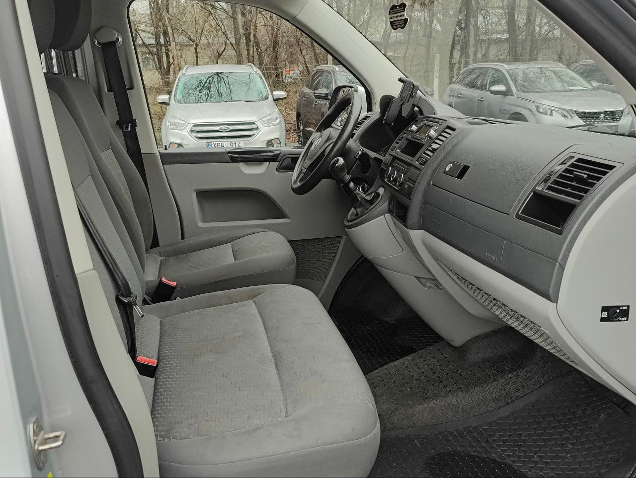 2010 Volkswagen Transporter — Miniatură 6