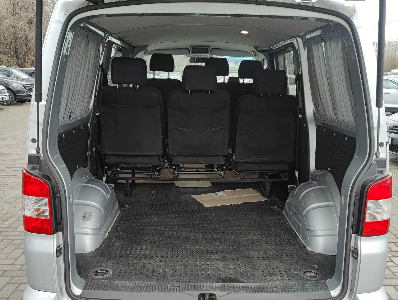 2010 Volkswagen Transporter — Miniatură 5
