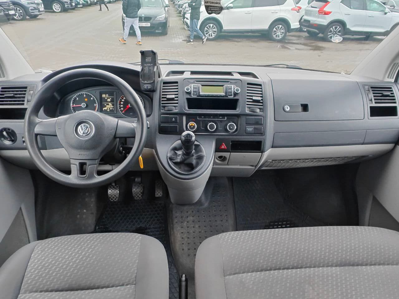 2010 Volkswagen Transporter — Miniatură 7