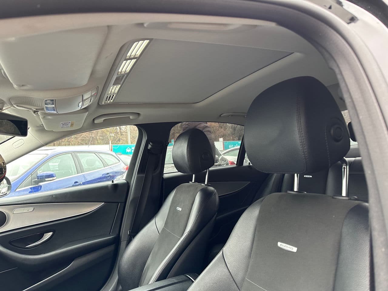 2016 Mercedes E 220 — Miniatură 15