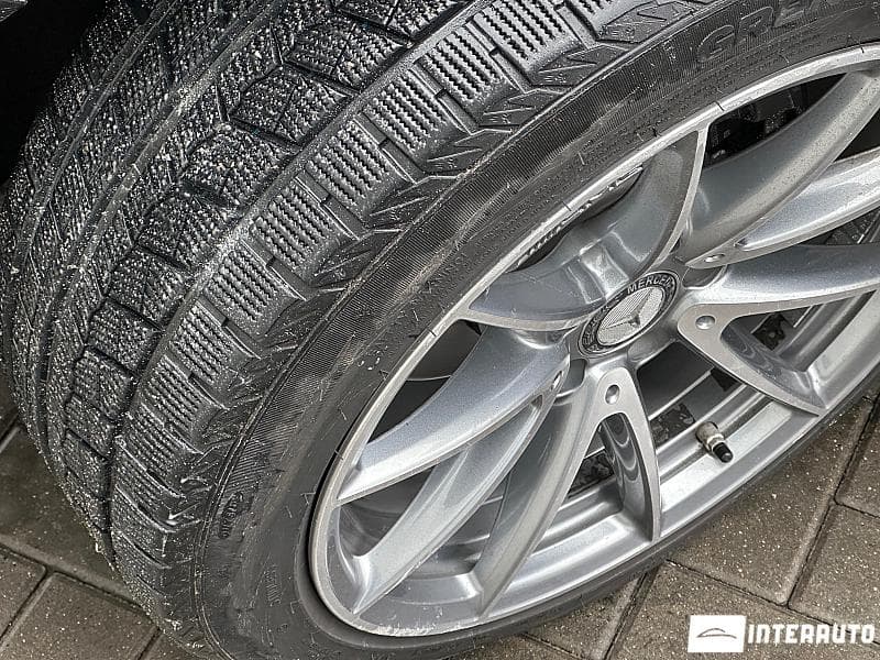 2016 Mercedes E 220 — Miniatură 19