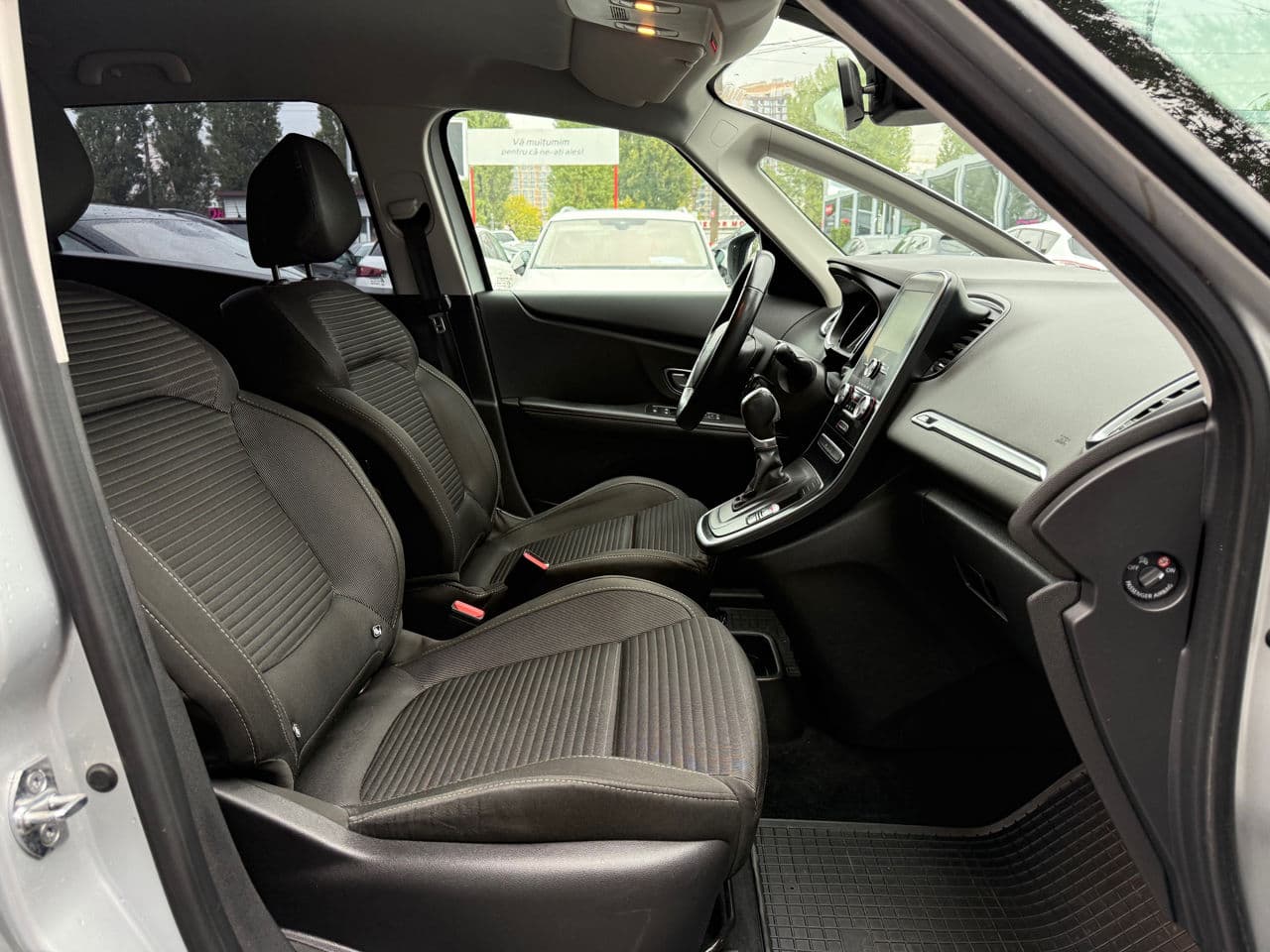 2018 Renault Grand Scenic — Miniatură 14