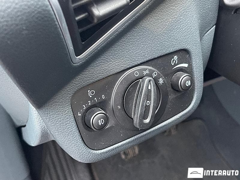 2014 Ford C-MAX — Miniatură 16