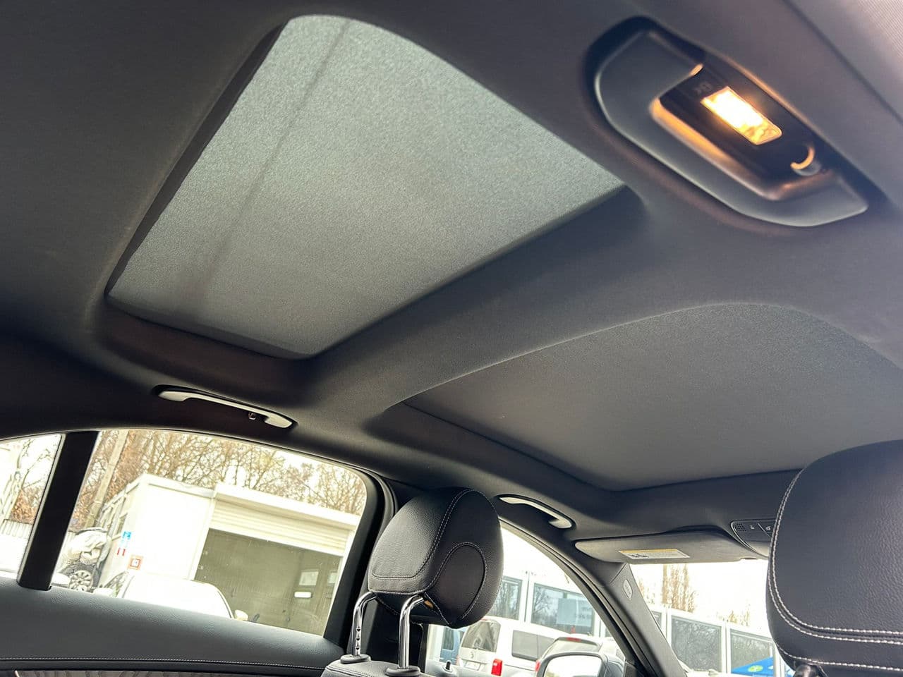 2016 Mercedes C 300 — Miniatură 19