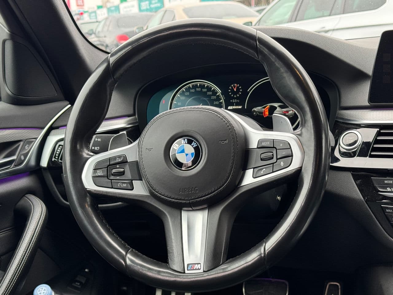 2018 BMW 530e — Miniatură 12