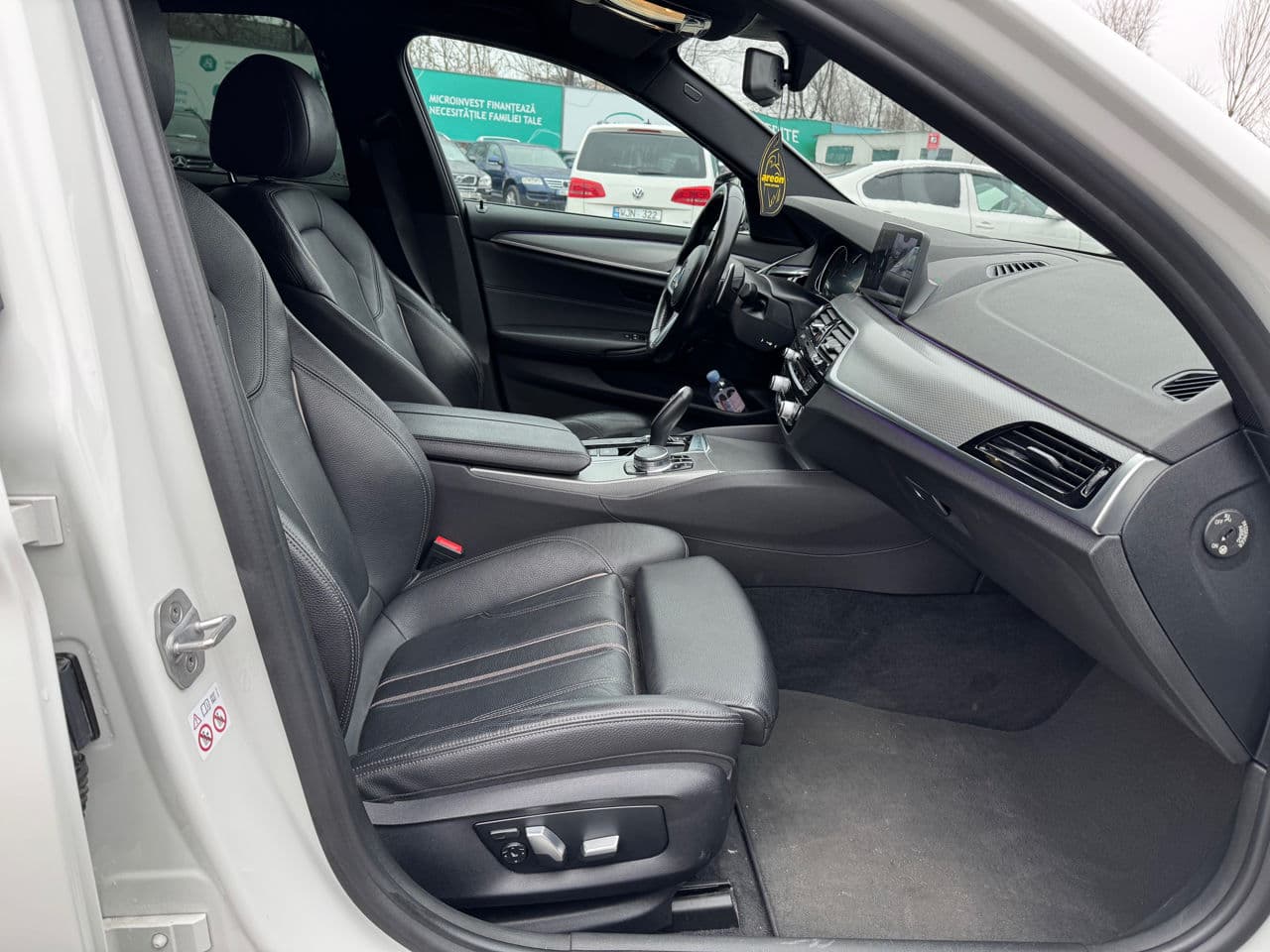 2018 BMW 530e — Miniatură 6