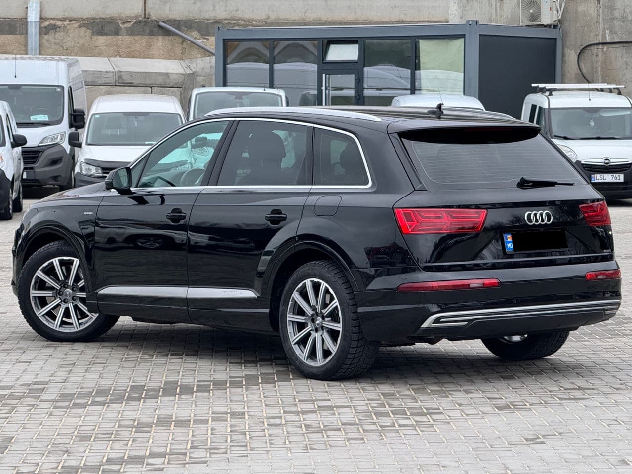 Audi Q7 E-Tron 2016 — Миниатюра 4