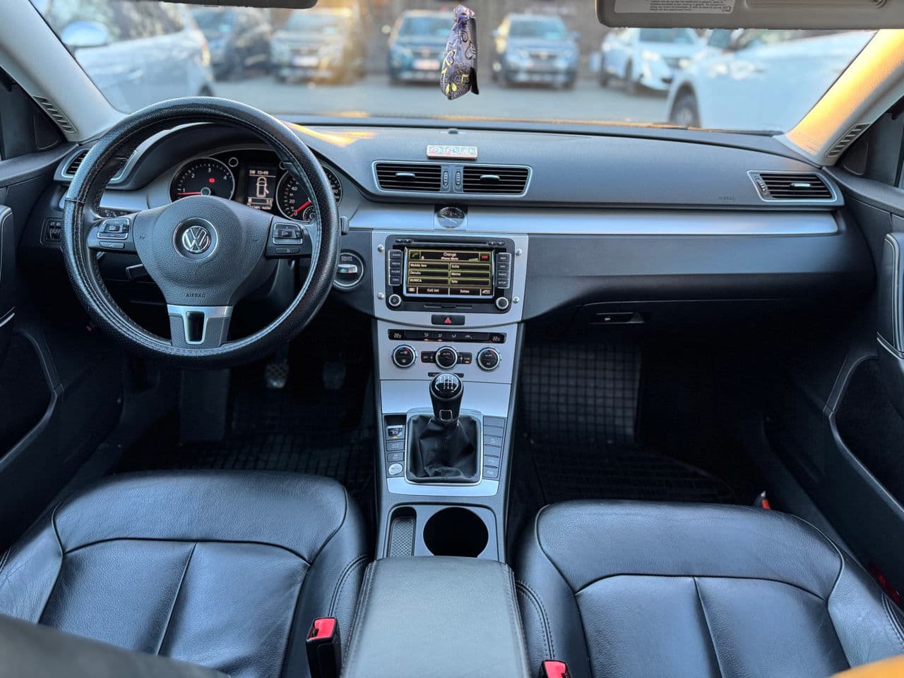2013 Volkswagen Passat — Miniatură 17