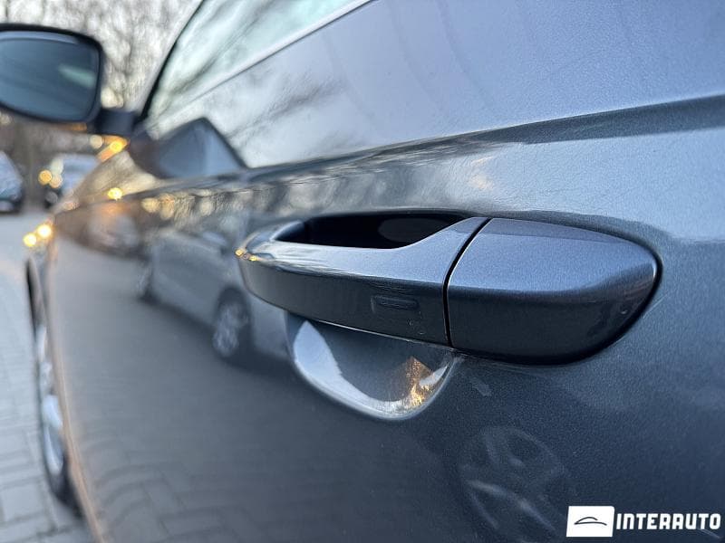 2013 Volkswagen Passat — Miniatură 5