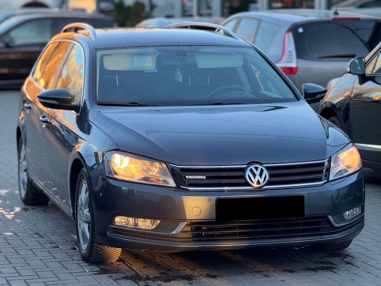 2013 Volkswagen Passat — Miniatură 3