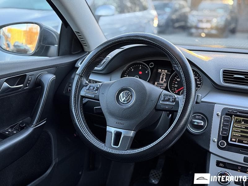 2013 Volkswagen Passat — Miniatură 10