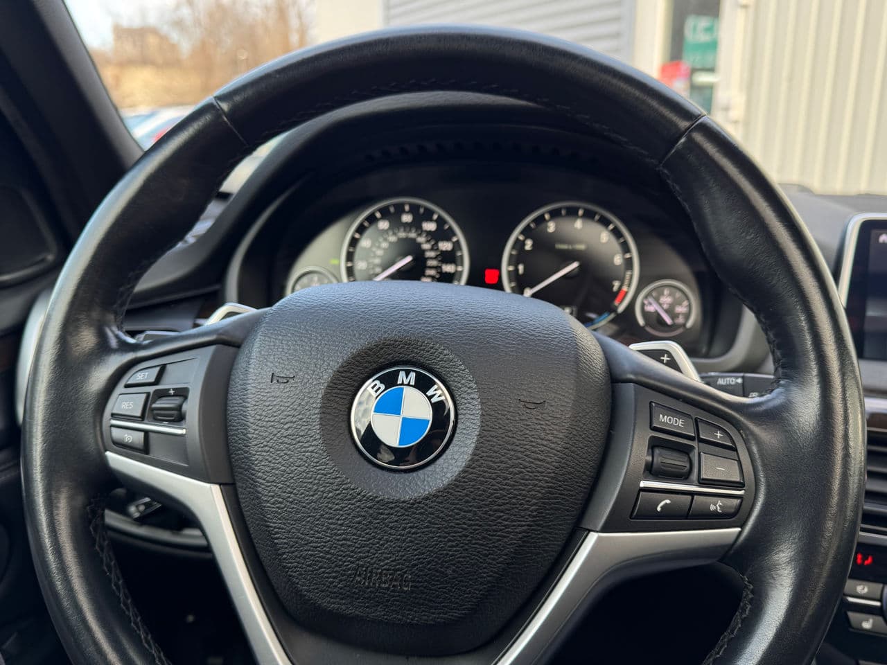 BMW X5 4.0e 2018 — Миниатюра 13