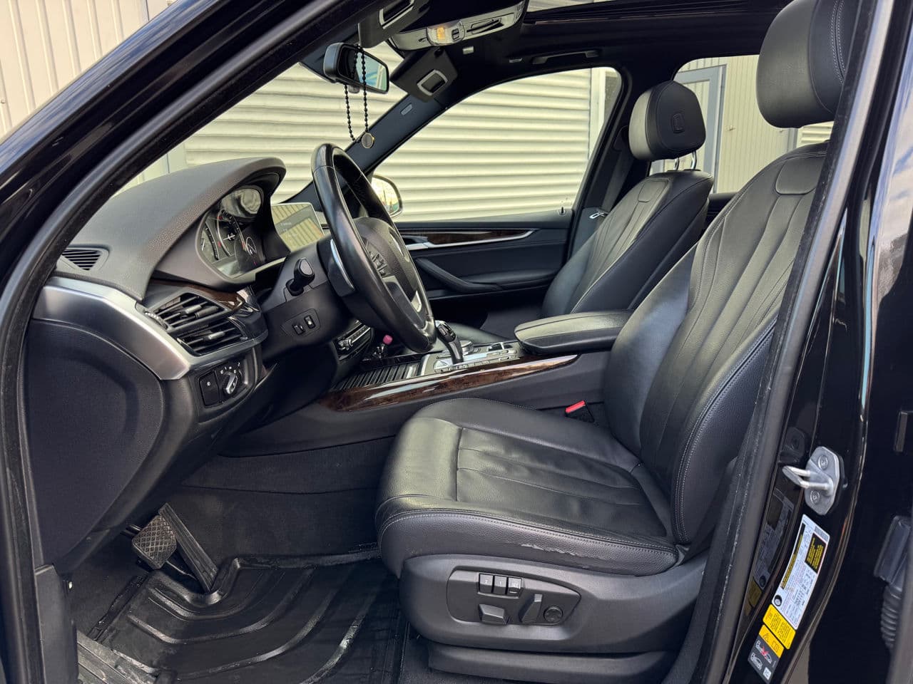 BMW X5 4.0e 2018 — Миниатюра 6