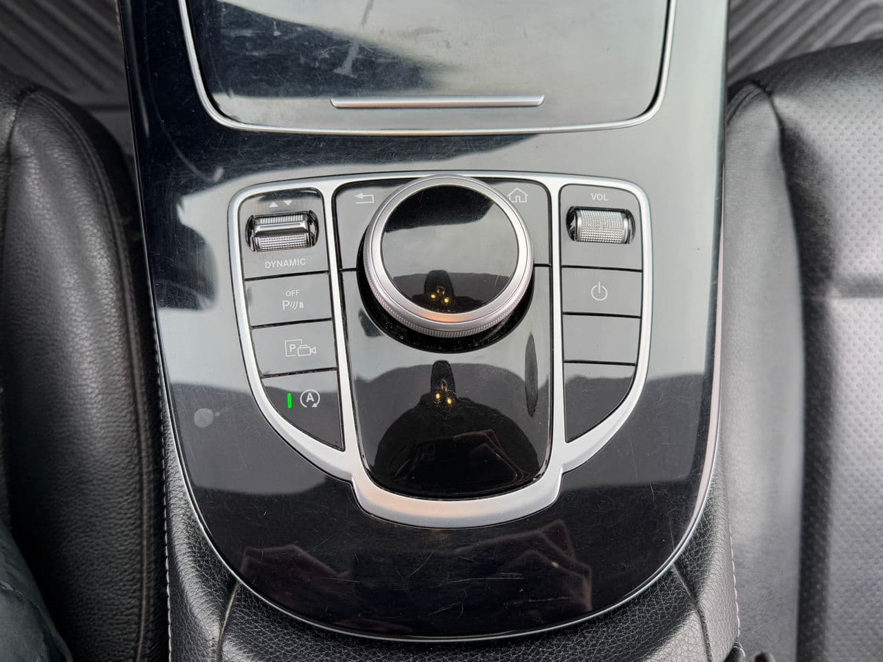 2019 Mercedes E 200 — Miniatură 11
