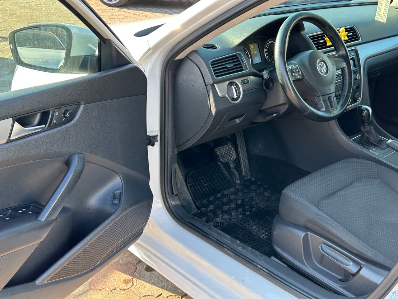 Volkswagen Passat 2014 — Миниатюра 5