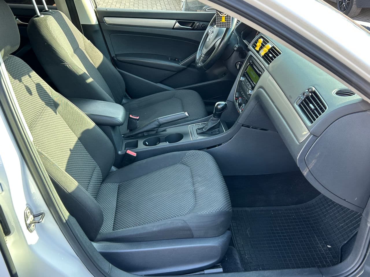 Volkswagen Passat 2014 — Миниатюра 15