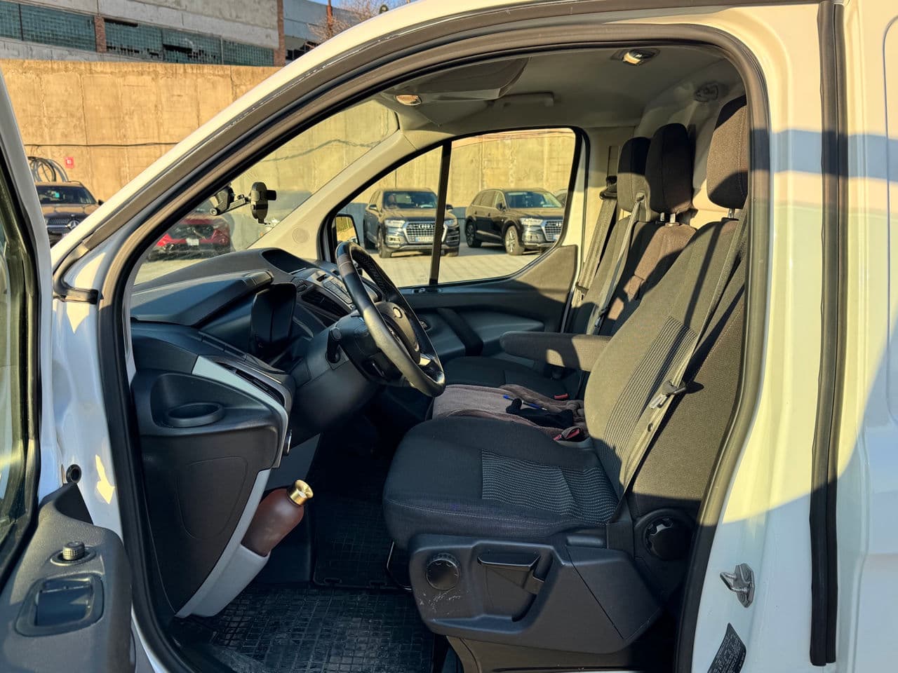 2014 Ford Transit — Miniatură 5